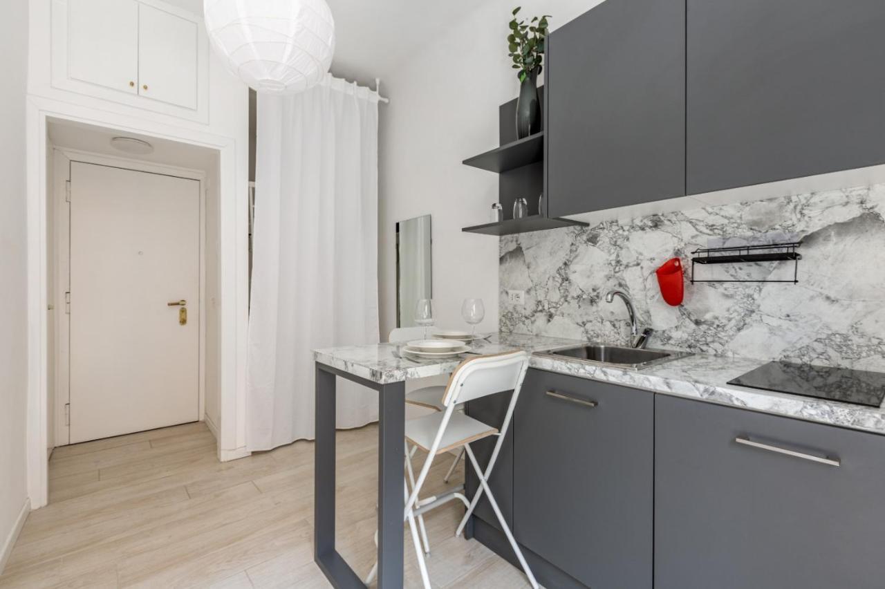 Bright Apt 600Mt From Viale Zara! มิลาน ภายนอก รูปภาพ
